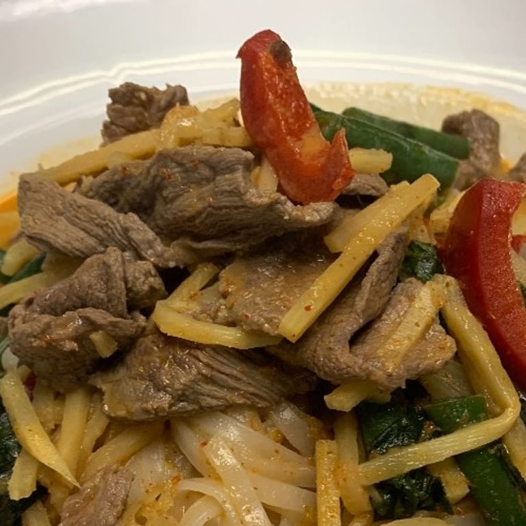 Delicious Curry Creations: Thai and Asian Flavors
